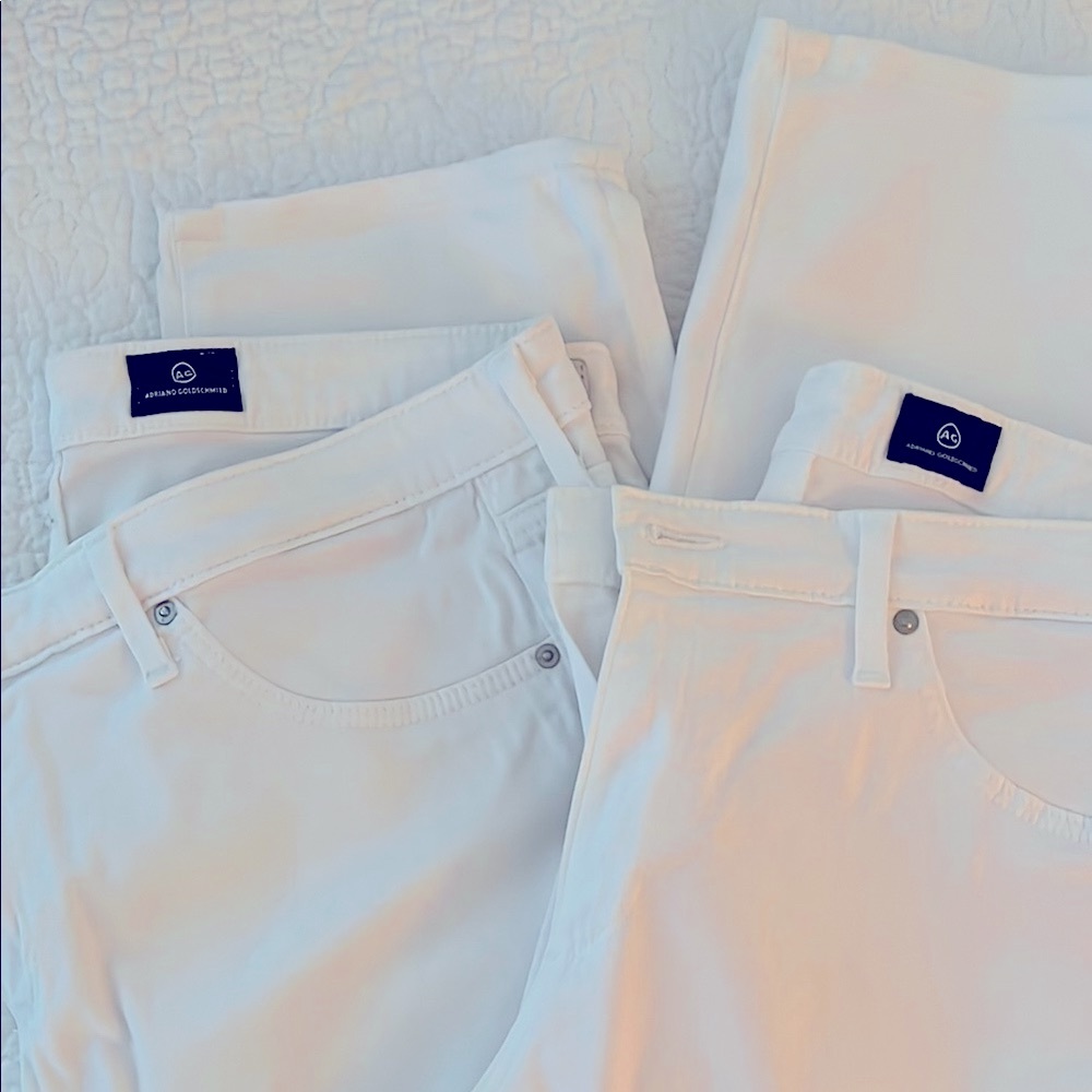 Ag Adriano Goldschmied White Trousers Classic Style. 2 cigarette cropped pants.